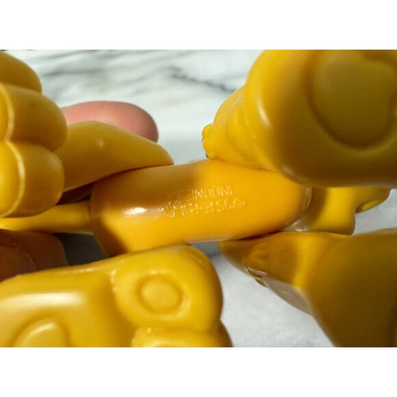 Vintage 1995 Fisher Price F-P Lion And Elephant Animal Poseable Figures - Picture 10 of 10